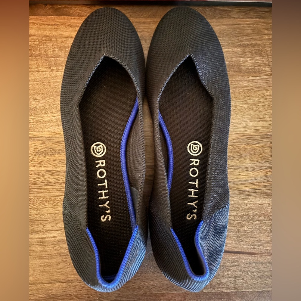 Black Rothy’s, size 10.5